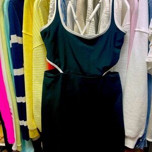 Abercrombie & Fitch women’s traveler active mini dress with cut outs XS